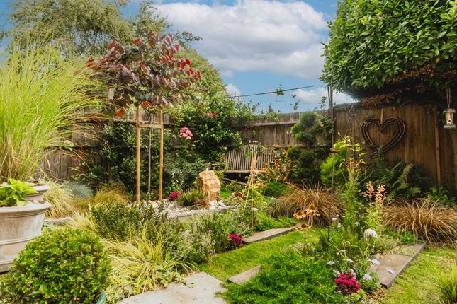 Wisteria Mews, 153a,Flat 2, London Road, Alton photo 2