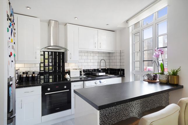 Thumbnail Flat for sale in Flat 1, 45 Streatham Hill, London