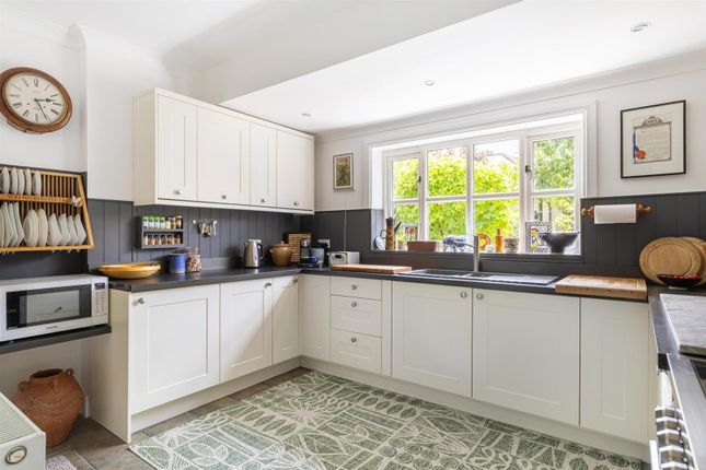 37, Peverell Avenue East, Poundbury photo 4