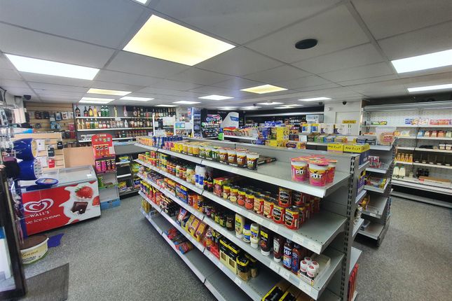 Thumbnail Retail premises for sale in Off License &amp; Convenience LS28, West Yorkshire