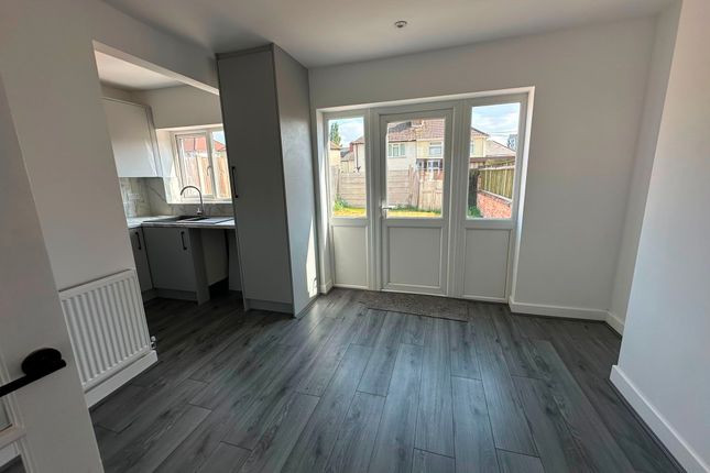 3 Alma Avenue, Tipton photo 3