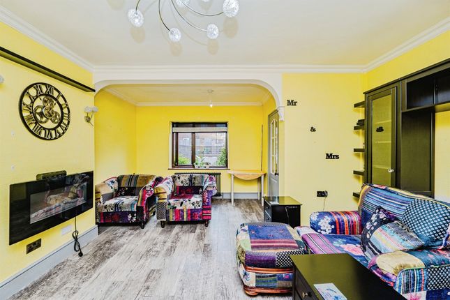 25, Llangewydd Road, Bridgend photo 4