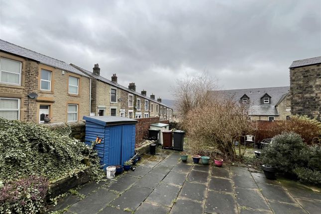 30, Railway Street, Glossop photo 2