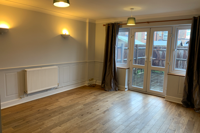 Terraced house to rent in Commercial Road, Tonbridge