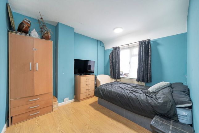 46, Hillyard Road, London photo 4