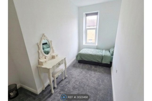 Hebble St, Huddersfield photo 4