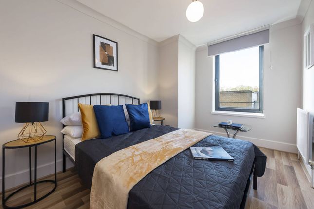 Flat for sale in The Highway E1W, Wapping, London,