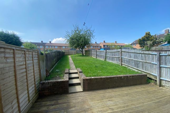 125, Fennycroft Road, HEMEL HEMPSTEAD photo 2