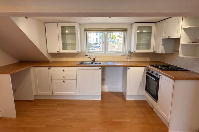 Flat 3, 8 Grosvenor Terrace, Teignmouth photo 2