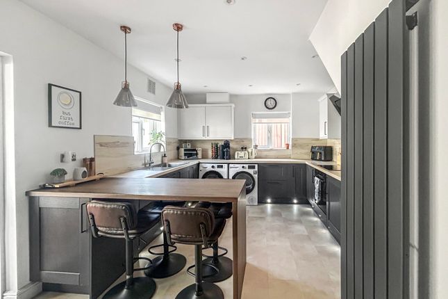 27, Housefield Road, Stoke-on-Trent photo 4