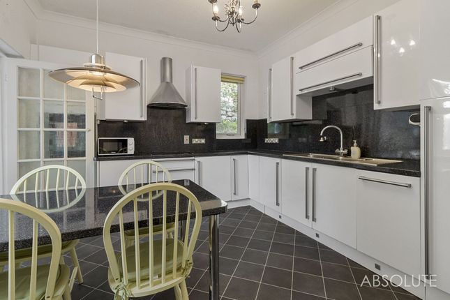 38 Ilsham Road, Torquay photo 3