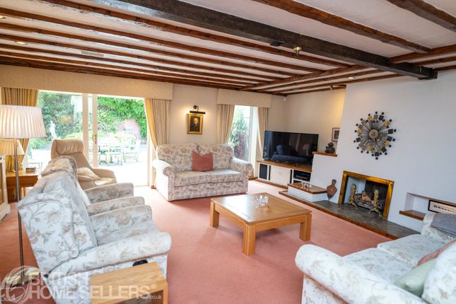 2 Sutton Court,, Park Lane, Loughborough photo 4