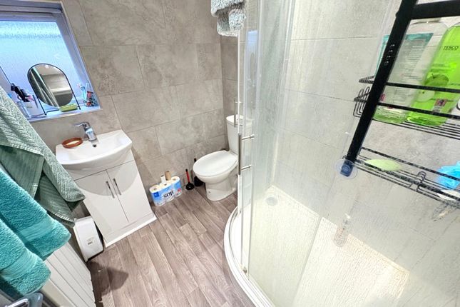 36 Marlborough Road, Swansea photo 3