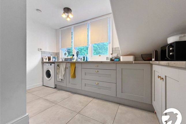 Flat 1, 110, Mount Harry Road, Kent photo 3