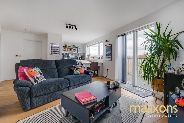 Thumbnail Flat for sale in 9 Cargreen Road, London