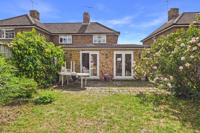 33, Narcot Lane, Buckinghamshire photo 2