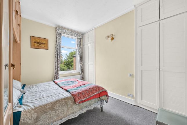 5A, Petersfield Road, Acton photo 4