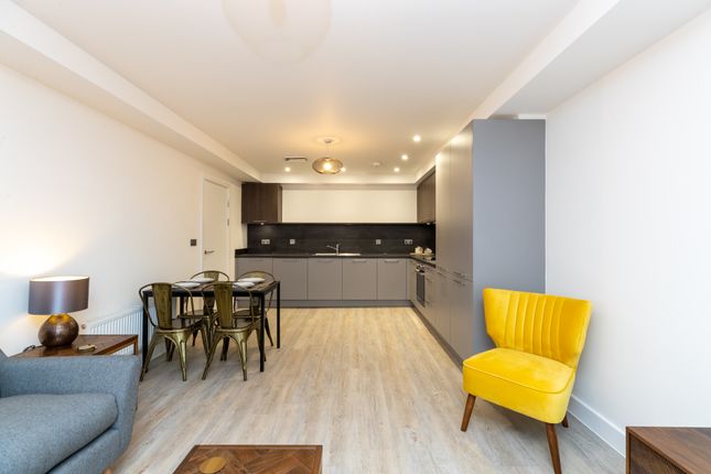 1 Bed Flat To Rent In Charlotte Street Birmingham B3 Zoopla