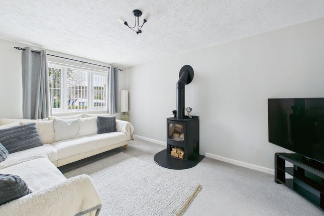 6, Foxglove Way, Coleford photo 3