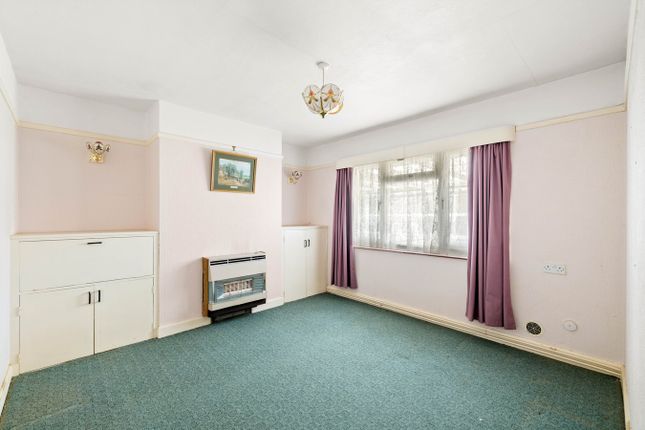 39, Archers Court Road, Dover photo 4