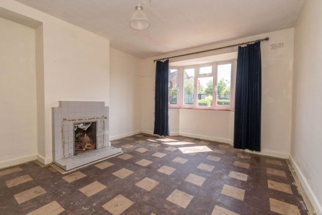 6, Queens Close, Blakeney photo 4
