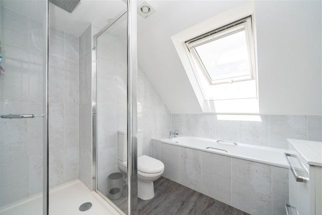 Flat for sale in Langley Road, Watford