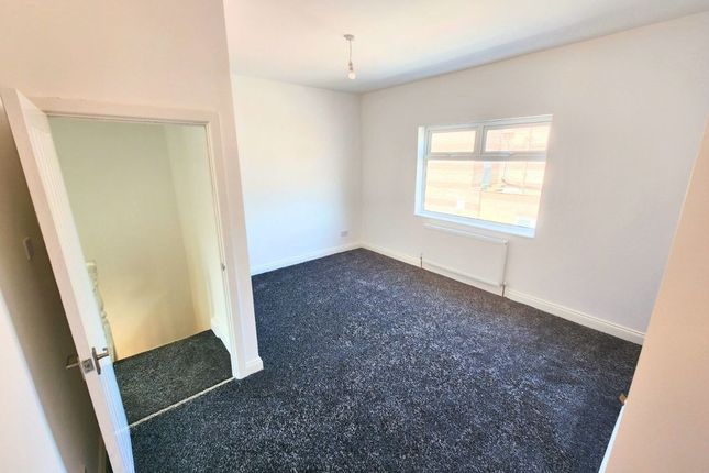 15 Ionic Street,, Rock Ferry, Birkenhead photo 2