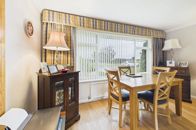 42, Warren Drive, Mundesley, NR11 photo 3