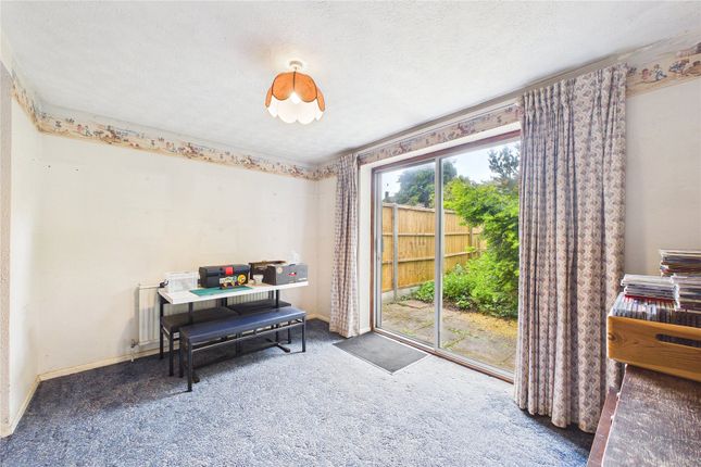 23, Elm Drive, Chobham photo 4