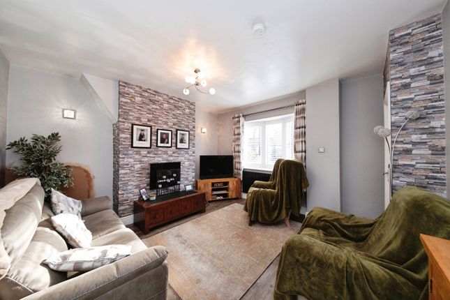 19, Barnstone Street, South Yorkshire photo 2