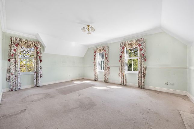 5 West Court, West Drive, Reading photo 2