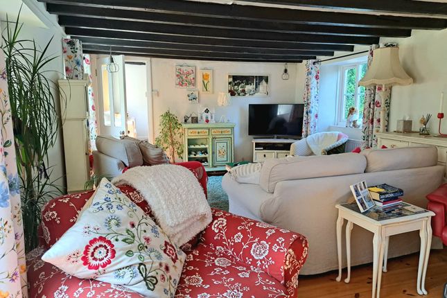 Trent Cottage, Harcombe, Lyme Regis, Dorset photo 2