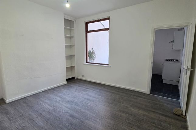 13 Chadwick Street, Rochdale photo 3