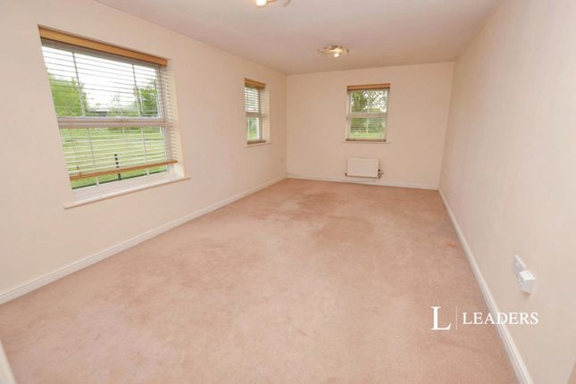 Valentinus Crescent, Colchester photo 4
