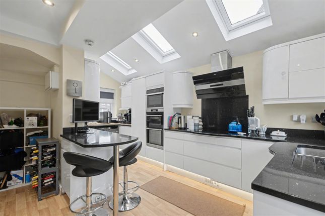 91, Beech Avenue, Nottingham photo 4