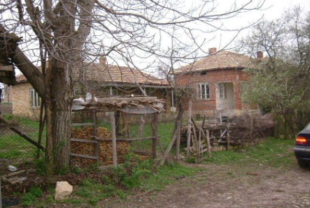Detached house for sale in Benkovski 1, Benkovski, Bulgaria