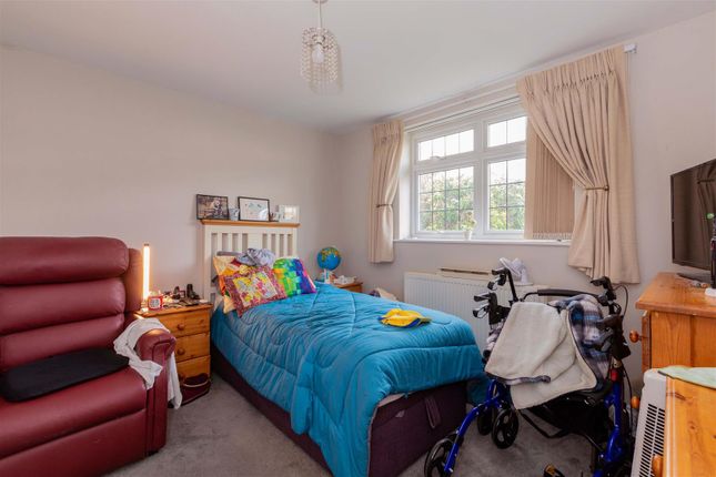 29, High Street, Slough photo 3