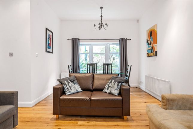 Flat for sale in Silverdale Court, 142-148 Goswell Road, London