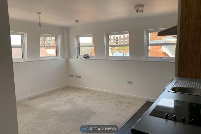 Thumbnail Flat to rent in Wickham House, Colchester