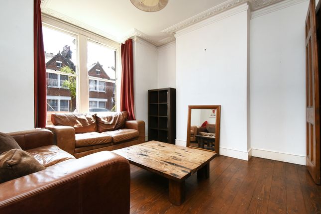 Garthorne Road, London photo 3