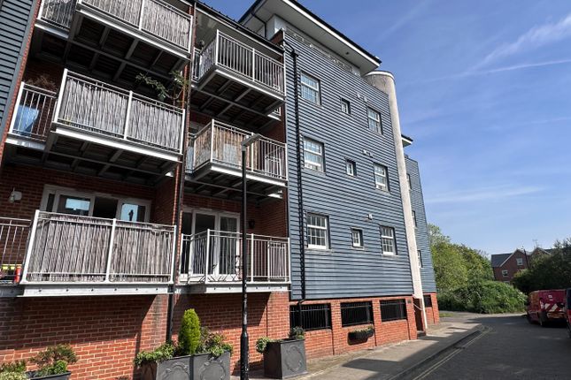 Flat for sale in Barton Mill Road, Canterbury, Kent