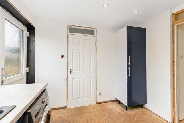 3-bed house on 46, Wyvis Park, Penicuik, £165,000