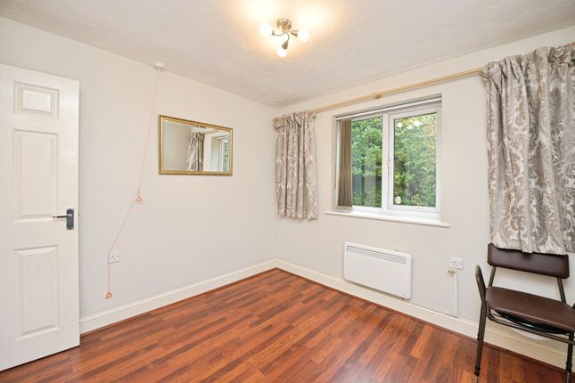 10, Chapel Lodge, Rainham photo 3