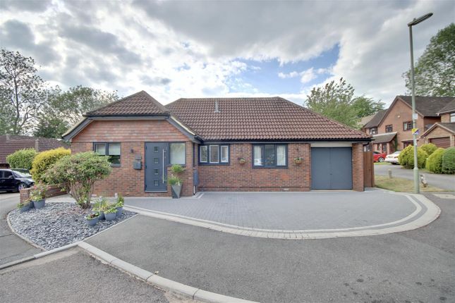 Thumbnail Bungalow for sale in Loxwood Road, Waterlooville