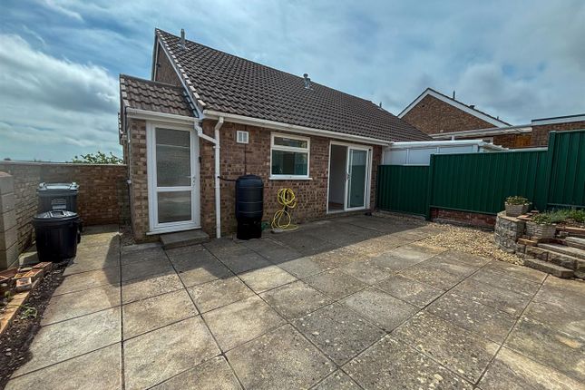 37, Wigmore Gardens, Weston-Super-Mare photo 4