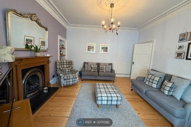 West Holmes Gardens, Musselburgh photo 4