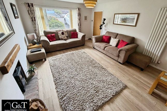 1 Maidstone Drive, Stourbridge photo 3