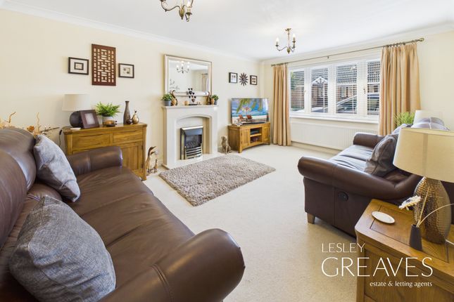 5, Long West Croft, Nottingham photo 2