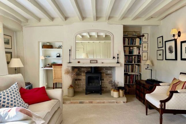Cob Cottage, 33, High Street, Andover photo 2
