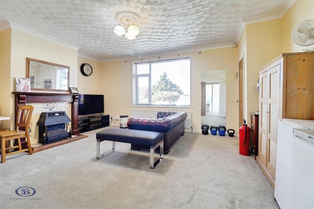 81, Sandbach Road, Stoke-On-Trent photo 2